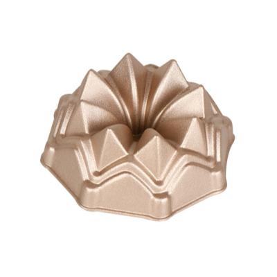 China Various Factory Sale Sustainable Mini Crown Pan Mold Baking Travel Stamper Cake Mold Mothers Day for sale