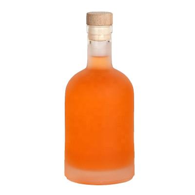 China High Quality Beverage Vodka Glass Bottle Vodka Spirit Wine Bottle 100ml -1000ml With Cork for sale