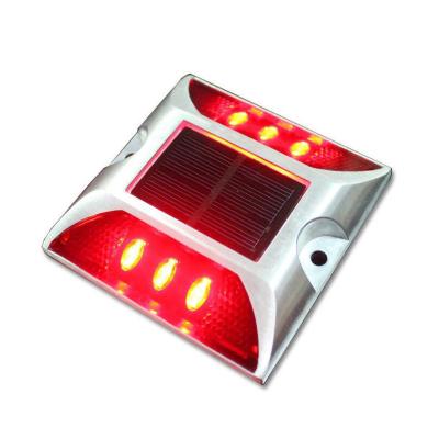 China Straßenverkehrssicherheit G105 Solar Aluminium LED Marker für Autobahnen Reflektorband 10cm-25cm zu verkaufen