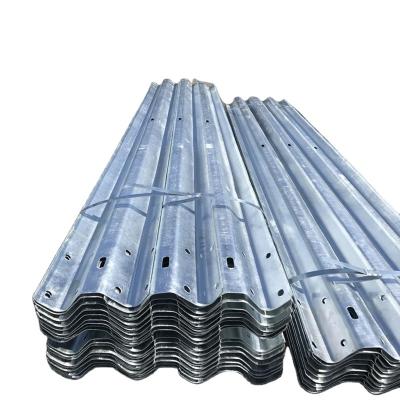 China Customized Zinc Coating Hot Dip Galvanized Roadway Safety Guardrail Rails Rail Guards for sale