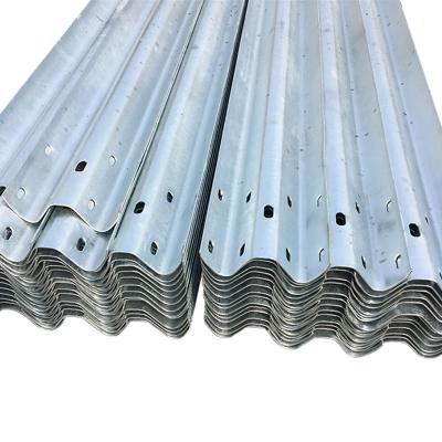 China Steel Guardrail Traffic Facilities for Roadway Safety and Outdoor Security Protection for sale