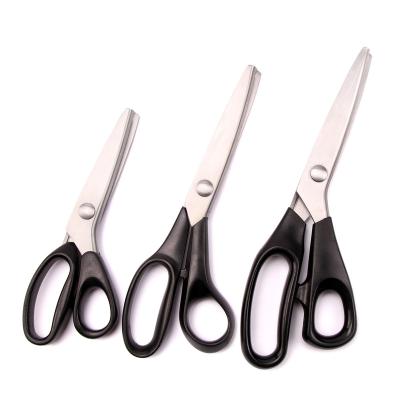 China Easy Controlled Cut 3/4/5/8 Millimeter Triangle Sawtooth Scissors Tailor Scissors Pinking Shear With Zigzag Edge for sale