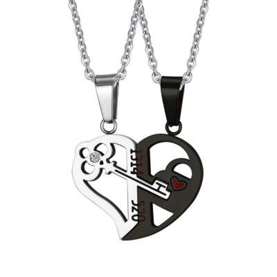 China TRENDY 2 Pcs/Set Fashion Best Friend Couple Pendant Necklace Broken Heart Women Men Gift Friendship Jewelry Korea Key Locket Necklace for sale