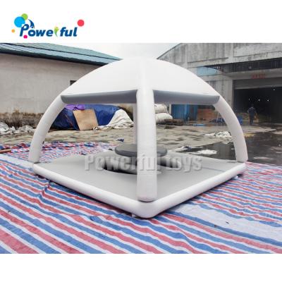 Cina Party Bana Inflatable Floating Party Dock Platform Inflatable Water Lounge Island With Tent in vendita