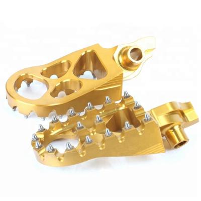 China CNC Titanium Billet Aluminum Wide Foot Pegs Footpeg Foot Peg For RMZ250 RMZ450 for sale