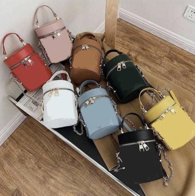 China FP210013 Korean Style Fashionable Other Girls' Messenger Bag Style Bucket Bag Winter Western Girls Shoulder Coin Purse Tide for sale