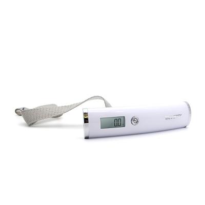 China Portable Hanging Plastic Digital Light 50KG Electronic Luggage Scale LCD 2xaaa Batteries Customized 0.1kg/0.2lb 147*47*30mm for sale