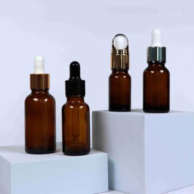 Cina 3ml Appearance 5ml Essential Oil Bottle Cosmetic Sensitive Squer Essential Oil Bottle in vendita