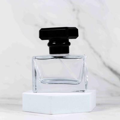 China Personal Care Perfume Bottles 50ml Perfume Spray Bottle Glass Perfume Bottle en venta