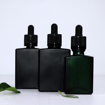 Chine Rectangle 30ml Rectangle Cosmetic Bottle Glass Rectangle Serum Bottle Dropper Bottles à vendre