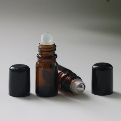 Chine Customized Personal Care Essential Oil Bottle Essential Oil Roller Bottle 10ml/15ml/20ml/30ml/50ml Glass Roller Bottle à vendre