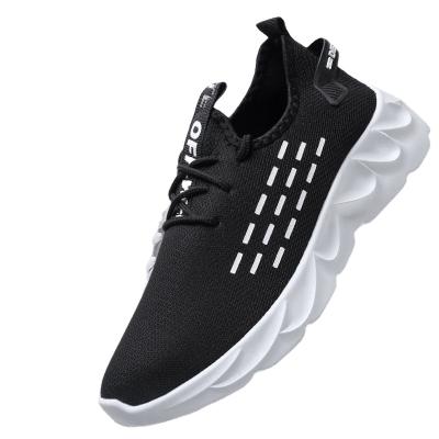 China Fashion trend spring and fall mesh young fashion students travel casual shoes fashion men's breathable shoes for sale