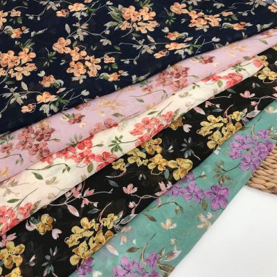 China Anti-Static Chiffon Fabric Digital Printing Silk Fabric For Lady Dress Crinkle Chiffon Print Fabric for sale