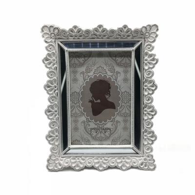 China Custom Elegant Wedding Decoration Frames White Mirror Photo Frames Decorative Mirror Frames for sale