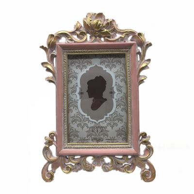 China Custom Romantic Pink Hollow Out Wedding Photo Frame Picture Frame For Home Decoration Bilderrahmen for sale