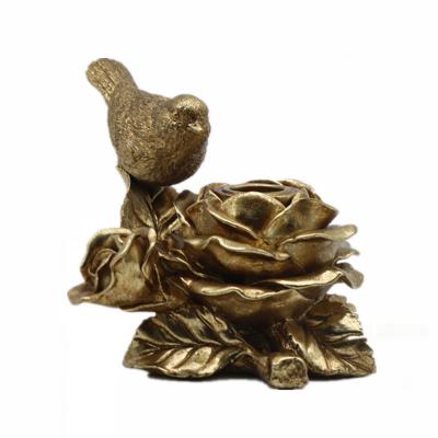 China Exquisite Resin Rose and Bird Table Candle Holder Home Decorative Gold Candle Holder for sale