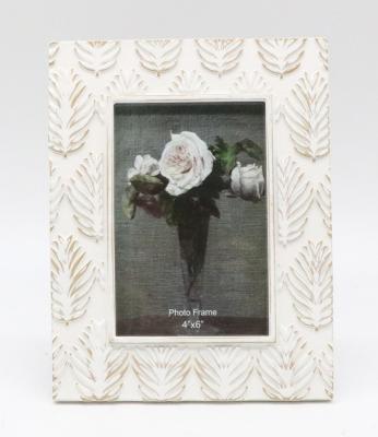 China Leaf Design White Resin Photo Picture Frames for sale