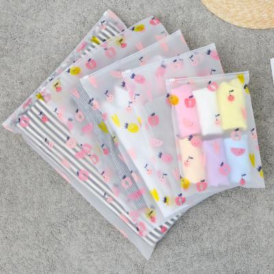 China Wholesale Custom Plastic Bag Recyclable Matte Shirt /Clothes Packing Printed Zipper Poly Bag For Clothing for sale