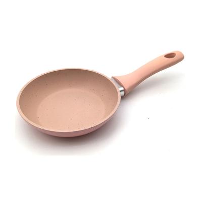 China Sustainable Colorful Kitchen Cooking Pot Stick Egg Non Frying Pan Forged Frying Pan With Handle for sale