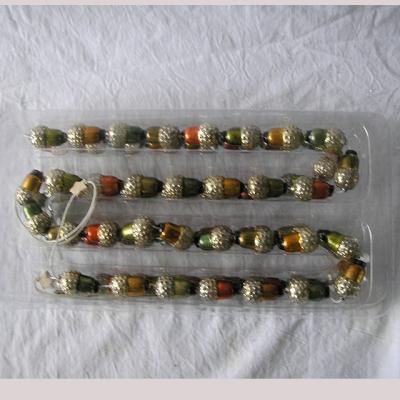 China Glass and plastic blown glass and plastic bead garland with glitter and PVC box package for sale