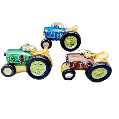 China Chimera Holiday Decorate Christmas Best Selling Blown Glass Car With Bottle Brush Tree Decoration for sale