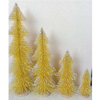 China New Design Artificial Mini Christamas Tree Decoration Christmas Tree With Wooden Base for sale