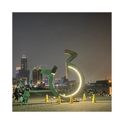 China Outdoor Creative Sculpture Metal Art Customization Services for sale