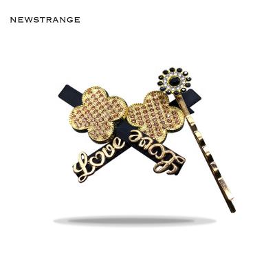 China Korean Alligator Bobby Hair Clips For Girls Rhinestone Hairpins Pin Four Leaf Clover Bling Fashion Ladies Hair Decor New Hot Sale for sale