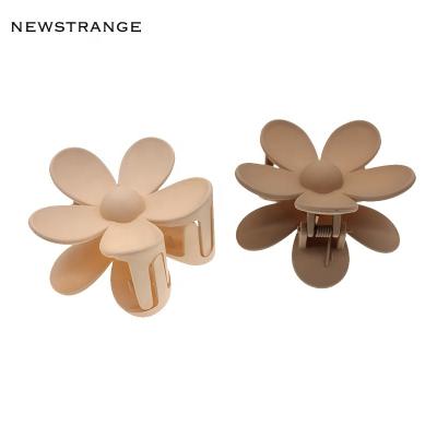 China 2022 Decor 2022 New Fashion Large Flower Hair Clips Large Plastic Hair Clips Girl Hair Clips Coffee Color Winter New For Women for sale