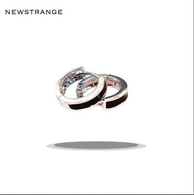 China 2022 New Fashion CLASSIC Earrings 18k Plated Stainless Steel Round Huggies Luxury Small Circle Silver Earrings For Women for sale