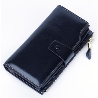 China Good quality of retro leather wallet and price retro large capacity ladies multifunctional long wallet purse leather wallet for sale