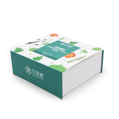 China Caja de regalo plegable magnética multicolora con Matt Lamination Printed en venta