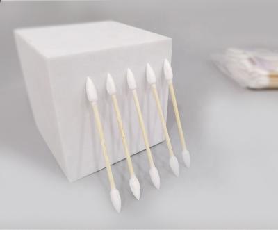 China Simplicity Factory Price Disposable Cotton Swab Brush Wick Cotton Earbuds Swabs for sale