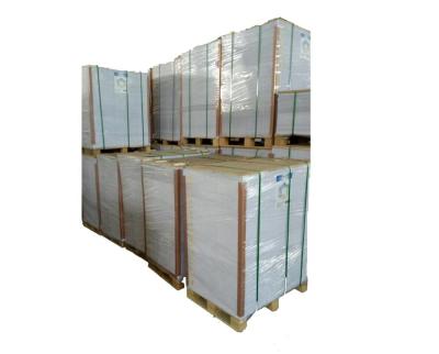 China Woodfree Anticurl Pure White Uncoated Offset Printing Bond Paper for sale