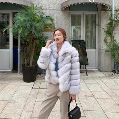 China Anti-wrinkle Women's Overcoats Styles Fashion Fluffy Real Fur Coat Women Winter Luxury Genuine Fox Fur Jacket For Ladies for sale