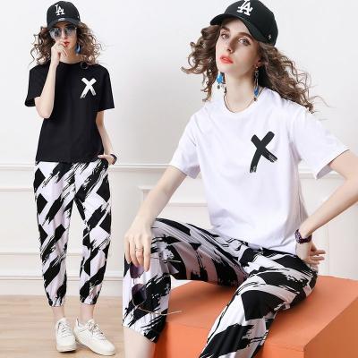 China 2022 New Stain Fashion Women's Clothing Cotton Top Fashion Wholesale Anti-static Stylish T-shirt Printing Loose Pants Two Piece Set for sale