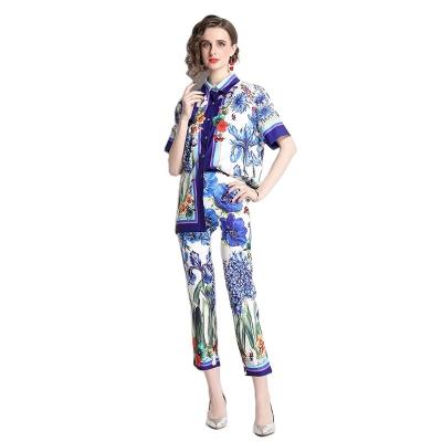 China 2022 New Stain Women's Clothing Wholesale Anti-Static Lapel Printed Top and Pencil Pants Fashion Elegant Two-piece Set for sale