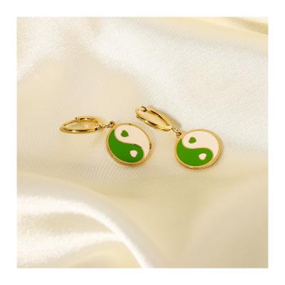 China Accept refund money in case of earring top sale allergy free 14k green yang and yin white round earrings 316 stainless steel pendant earrings jewelry for sale