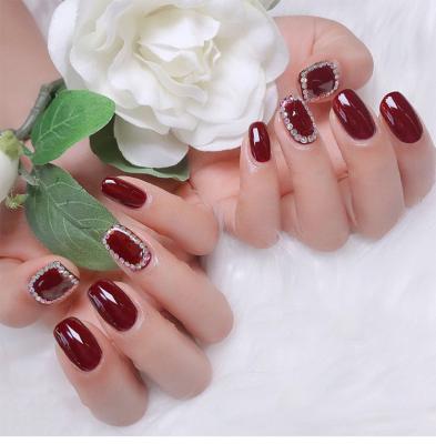 China 2021new style design fakenails rhinestone round almond nail stickers christmas box long long for sale