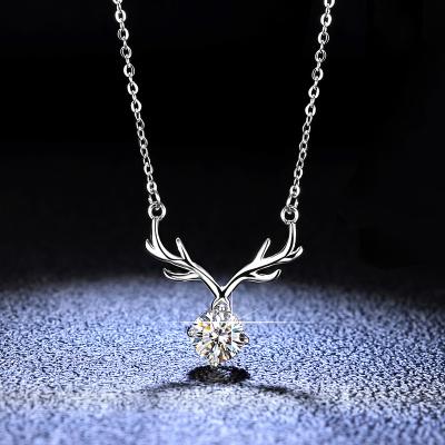 China CLASSIC Christmas Necklace Moissanite Diamond Pendant Women Jewelry 925 Sterling Silver Water Drop Pendant for sale