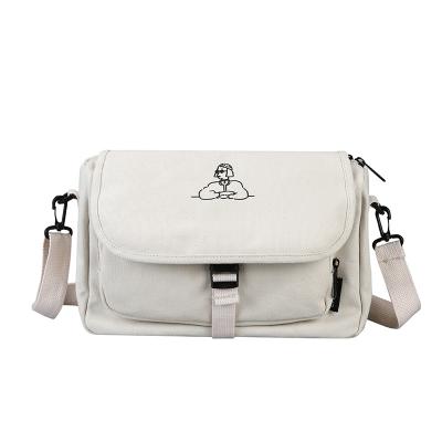 China High Quality Stretching Shoulder Bag Simple Custom Logo White Crossbody Canvas Messenger Bag for sale