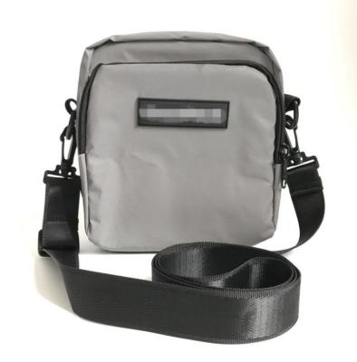 China Thoughtful Material Fashion Brand Unique HipHop Mens Running Messenger Bag for sale