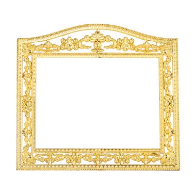 China Europe Classic Shape Modern Gold Frame Souvenir Photo Frame Plastic Trophy Frames for sale