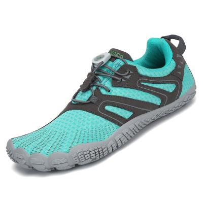 China Lightweight Unisex Men or Women Fashion Yoga Barefoot Trail Gym Training Running Shoes for sale