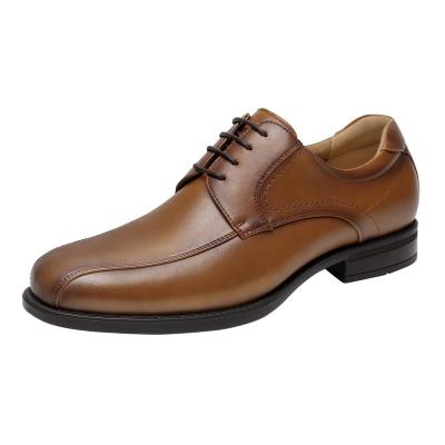 China Classic Business Casual Oxford Shoes Breathable Lightweight Breathable Elegant Shoes No Slip Lace Up Leather Shoes Square Toe for sale