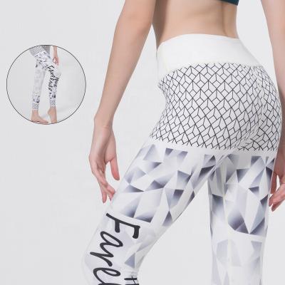 China Breathable Workout Running Gym Butt Crac! crack! TIK Tok Womens Yoga Pants Wholesale Fitness Wear Yoga Bra And Pants Sets Sexy Gaiters for sale