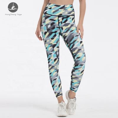 China 2021 Breathable Hot Sale Print Fitness Pants Gym Stretch Yoga Butt Lift Up Pants For Women Girls Yoga Bra And Gaiters Set High Quality for sale