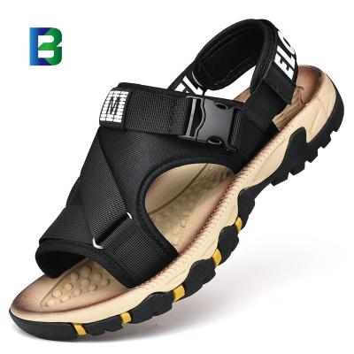 China Anti-slippery since hook buckle summer season men beach sandals best quality sandals for sale