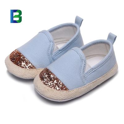 China Customized Kids Flat First Logos Toddlers Canvas Shoes Walker Boy and Girl Crib Baby Canvas Shoes for sale