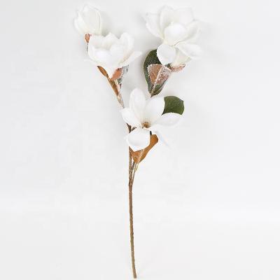 China Winter Home Decor Fashional Artificial Flower HOT SALE Single Stem Throw Snow With Leaves Artificial Magnolia Yulan Flower for sale